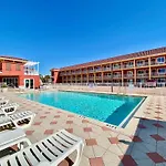 Casa Blanca Resort Gulf Front 111