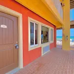 Casa Blanca Resort Gulf Front 111