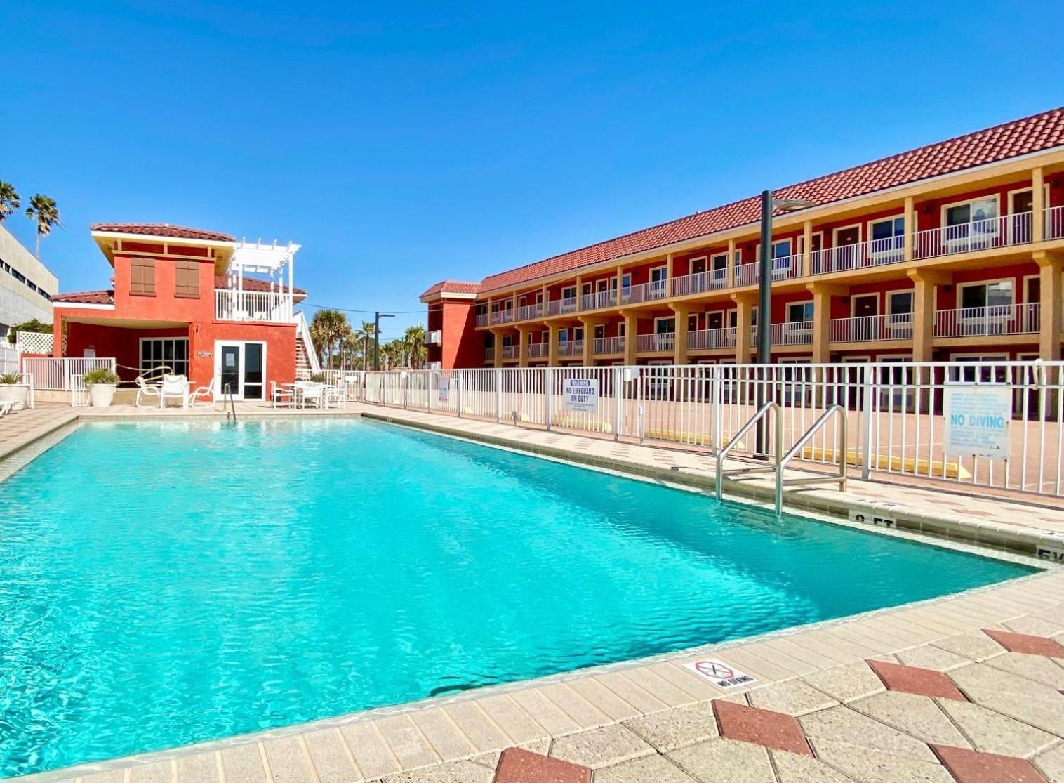 Casa Blanca Gulf Front 111 * Panama City Beach