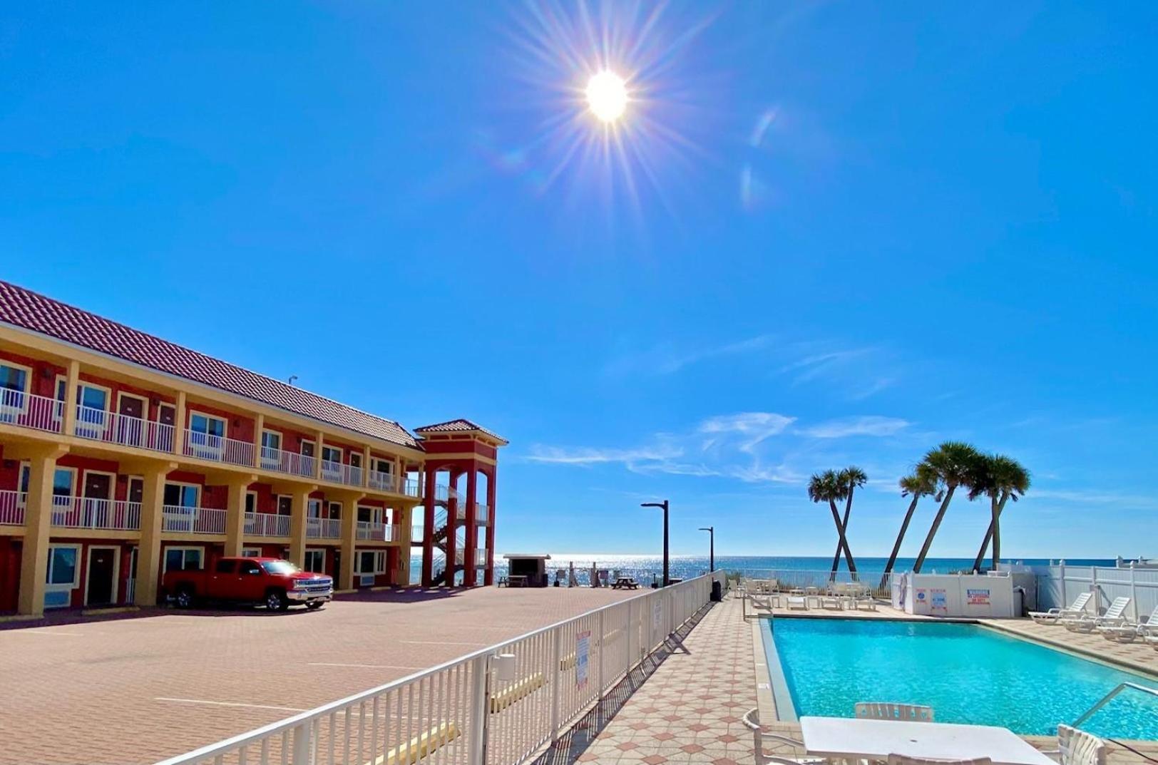 Casa Blanca Gulf Front 111 Apartment *